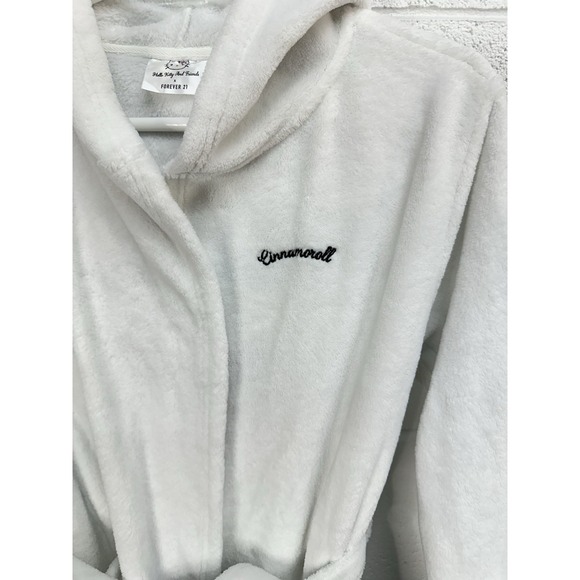 Forever 21 Hello Kitty Cinnamoroll Ears Hooded Embroidered Bath Robe / Small - Picture 3 of 7